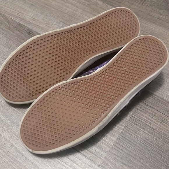 Lightning Bolt Purple and Black Vans - Picture 5 of 10